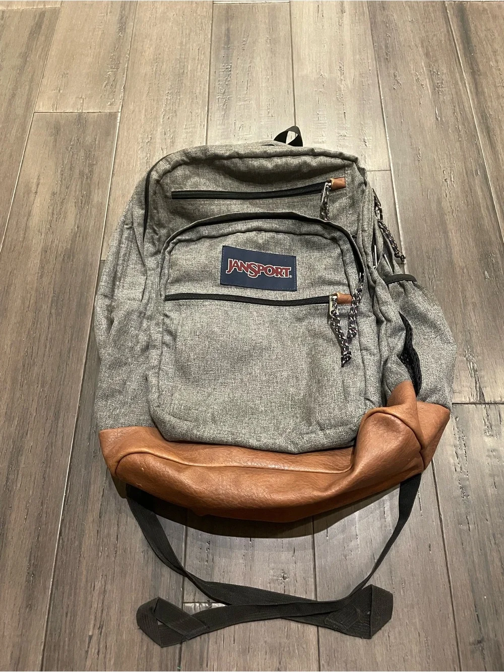 JanSport Gray Backpack Faux Leather Bottom Laptop School Travel Book Bag EUC